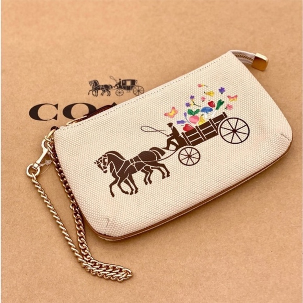 Coach Wristlet 19 Dreamy Veggie Horse clutch wristlet wallet